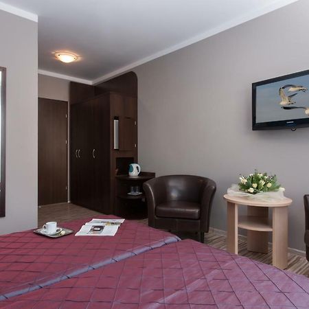 Apartmán Na Bialej Rewal Exteriér fotografie